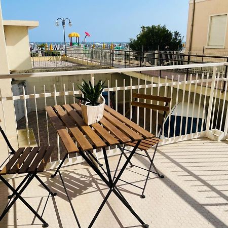 Appartamento Cima - Vista Mare, 3 Camere, Wifi, Family Apartment Лідо-ді-Єзоло Екстер'єр фото